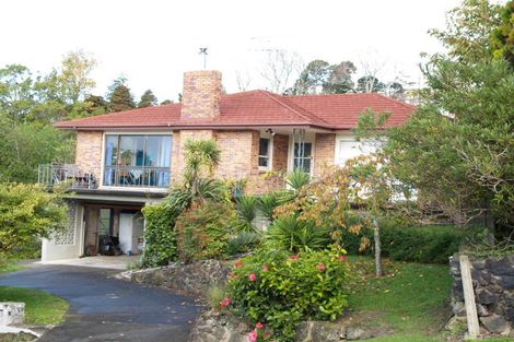 Photo of property in 3 Kerry Dell, Cockle Bay, Auckland, 2014