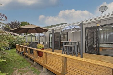 Photo of property in 2 Emery Road, Rotoiti Forest, Rotorua, 3074