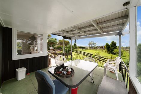 Photo of property in 480 Whitford Road, Whitford, Howick, 2571