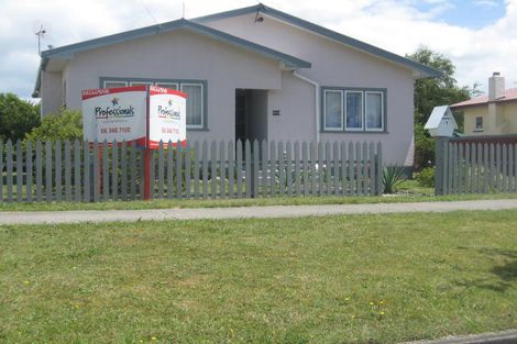 Photo of property in 21 Field Street, Aramoho, Whanganui, 4500