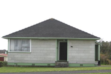 Photo of property in 7 Banks Street, Marfell, New Plymouth, 4310