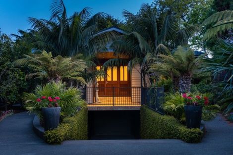 Photo of property in 26 Cameron Road, Bluff Hill, Napier, 4110