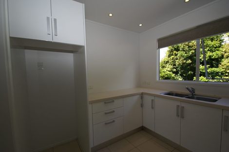 Photo of property in 2/19 Erica Road, Sunnynook, Auckland, 0620