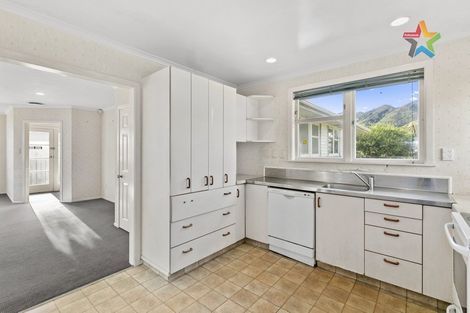 Photo of property in 2/352 Oxford Terrace, Avalon, Lower Hutt, 5011