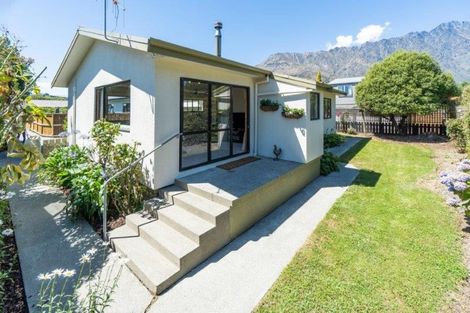 Photo of property in 23b Kawarau Place, Frankton, Queenstown, 9300