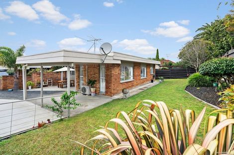 Photo of property in 2/37 Galvan Avenue, Sunnyhills, Auckland, 2010