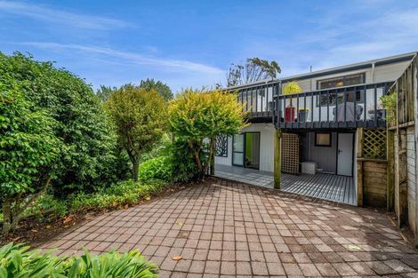 Photo of property in 13 Cargill Place, Frankleigh Park, New Plymouth, 4310