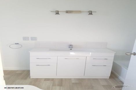 Photo of property in 4 Kowai Grove, Omokoroa, 3114