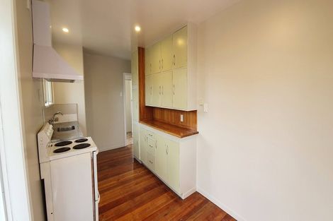 Photo of property in 17 Grosvenor Street, Redwood, Christchurch, 8051