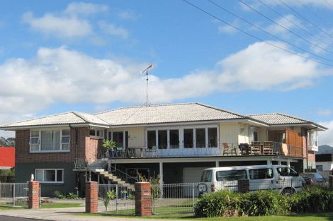 Photo of property in 25 Robinson Road, Whitianga, 3510