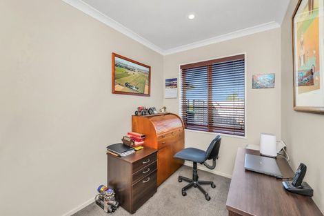Photo of property in 8 Showground Place, Leeston, 7632
