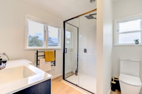 Photo of property in 36 Oxford Street, Fairfield, Hamilton, 3214