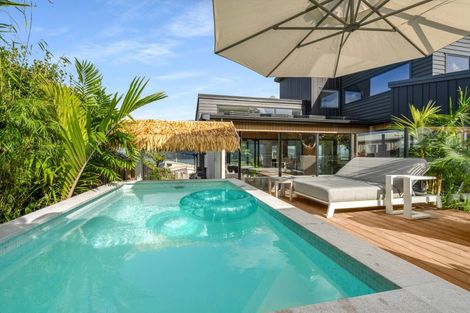 Photo of property in 196 Paku Drive, Tairua, 3508