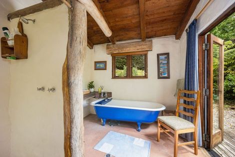 Photo of property in 196 Tomarata Valley Road, Wellsford, 0974