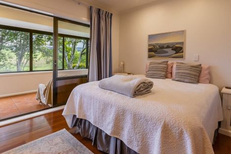 Photo of property in 664 Kairakau Road, Elsthorpe, Havelock North, 4295