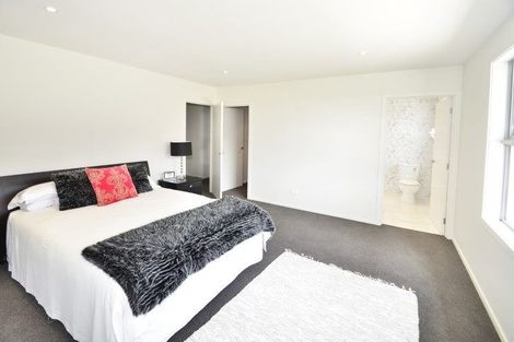 Photo of property in 10 William James Close, Mosgiel, 9024