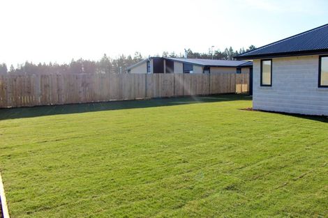 Photo of property in 5 Arrowsmith Drive, Clover Park, Auckland, 2019