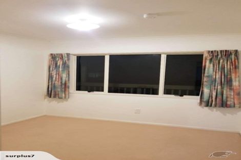 Photo of property in 51 James Evans Drive, Northcote, Auckland, 0627