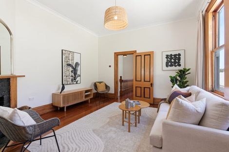 Photo of property in 80 Rolleston Street, Mount Cook, Wellington, 6021