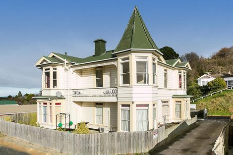 Photo of property in 32 Maitland Street, Dunedin Central, Dunedin, 9016