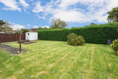 Photo of property in 22 Hind Place, Hokowhitu, Palmerston North, 4410