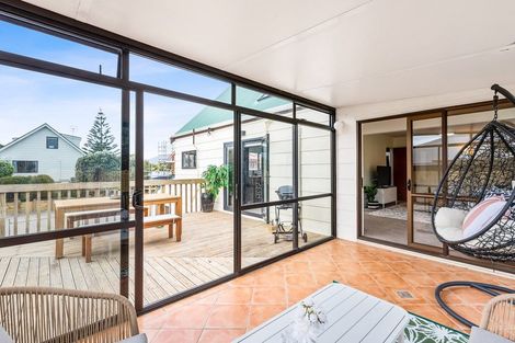 Photo of property in 189 Tutere Street, Waikanae Beach, Waikanae, 5036