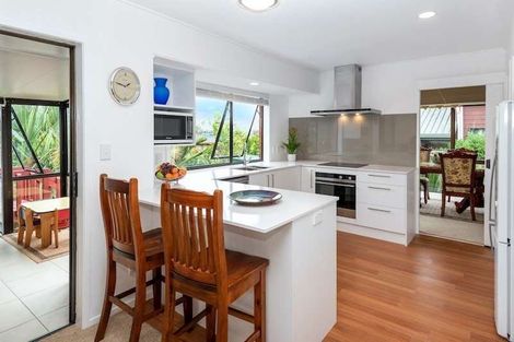 Photo of property in 32 Venus Place, Half Moon Bay, Auckland, 2012
