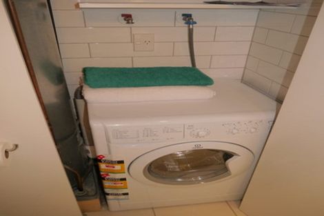 Photo of property in The Capital, 26/370 Oriental Parade, Oriental Bay, Wellington, 6011