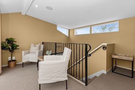 Photo of property in 5 Finnis Lane, Hospital Hill, Napier, 4110