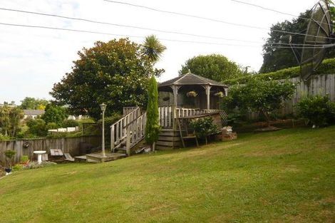 Photo of property in 18 Silhouette Way, Western Heights, Hamilton, 3200