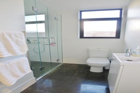 Photo of property in 2 Isitt Road, Hobsonville, Auckland, 0616