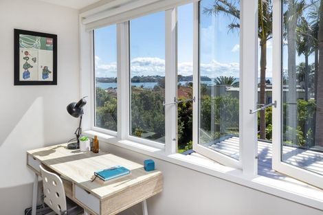 Photo of property in 14 Lynton Road, Bucklands Beach, Auckland, 2012