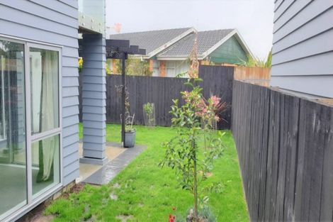 Photo of property in 2/11 Crosher Place, Silverdale, Hamilton, 3216