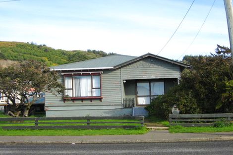 Photo of property in 28 Spencer Street, Bluff, 9814