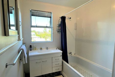 Photo of property in 8 Newarp Street, Balclutha, 9230