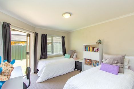 Photo of property in 52/64 Kawaha Point Road, Kawaha Point, Rotorua, 3010