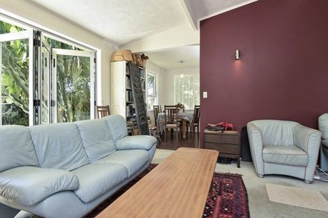 Photo of property in 71 Crawford Avenue, Mangere Bridge, Auckland, 2022