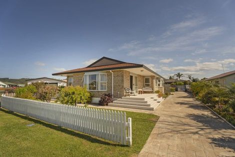 Photo of property in 39 Springbok Avenue, Whitianga, 3510