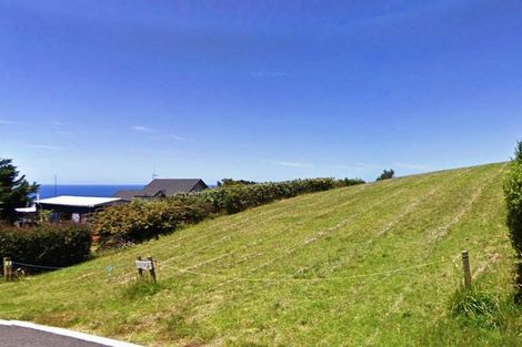 Photo of property in 10 Tirinui Crescent, Tairua, 3508