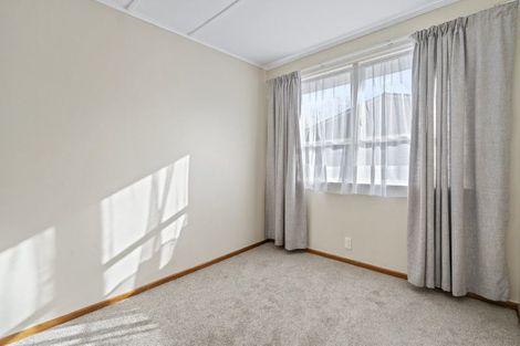 Photo of property in 8 Oregon Drive, Maoribank, Upper Hutt, 5018