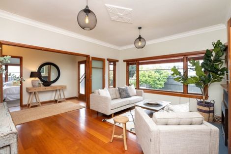 Photo of property in 44 Georges Drive, Napier South, Napier, 4110