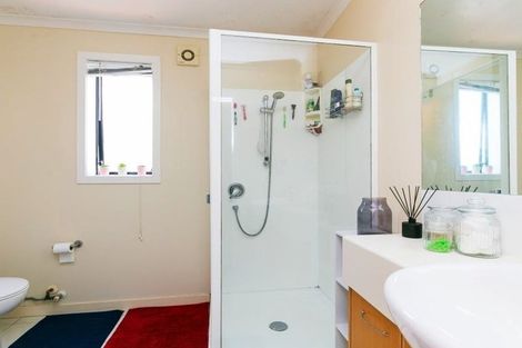 Photo of property in Endeavour Apartments, 6/125 Thorndon Quay, Pipitea, Wellington, 6011