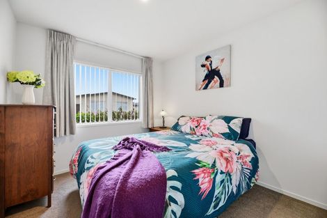 Photo of property in 11 Kamahi Crescent, Papamoa Beach, Papamoa, 3118