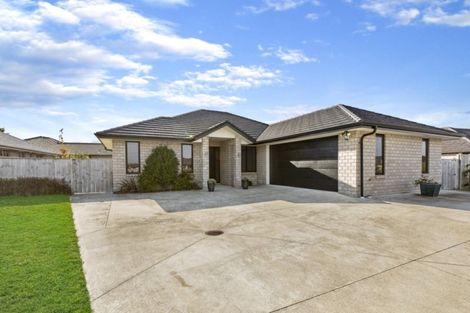 Photo of property in 4 Margaret Place, Waiuku, 2123