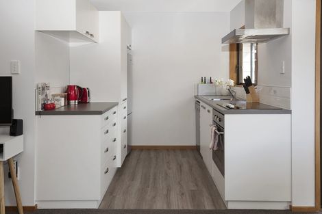 Photo of property in 4/4 Broadbent Street, Riccarton, Christchurch, 8041