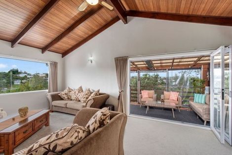 Photo of property in 35 Mountbatten Avenue, Hillcrest, Auckland, 0627