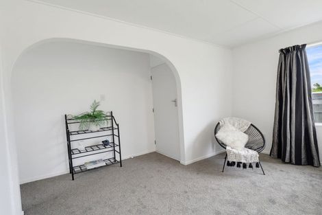 Photo of property in 42 Acacia Street, Kelvin Grove, Palmerston North, 4414