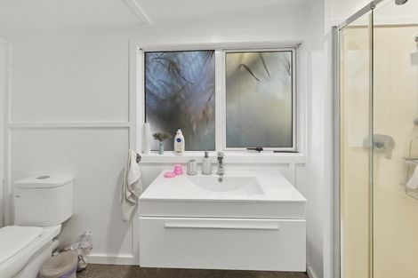 Photo of property in 6 Primrose Street, Raglan, 3225
