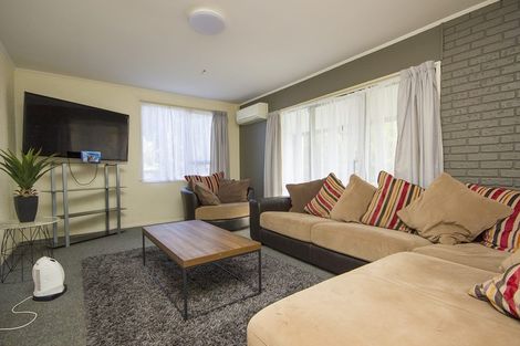 Photo of property in 25 Balloch Street, Randwick Park, Auckland, 2105