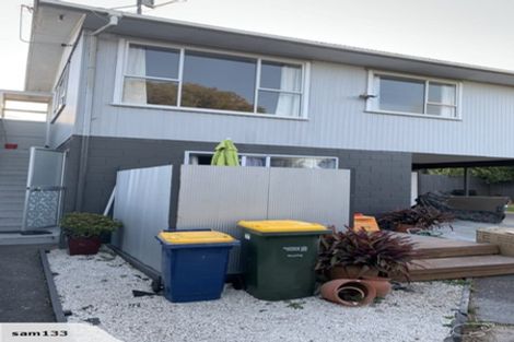 Photo of property in 2/65 Cliff View Drive, Green Bay, Auckland, 0604